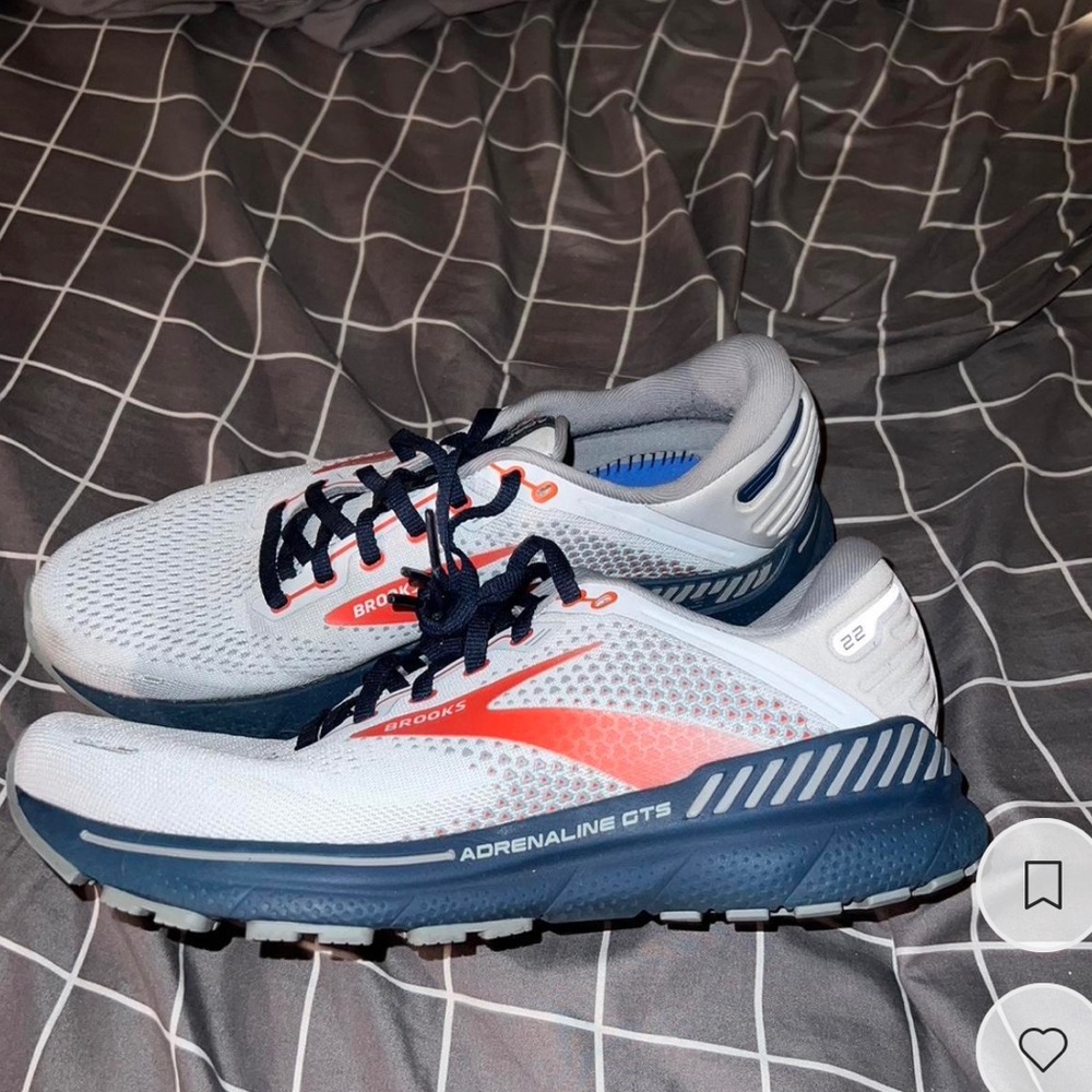 Brookes adrenaline running shoes